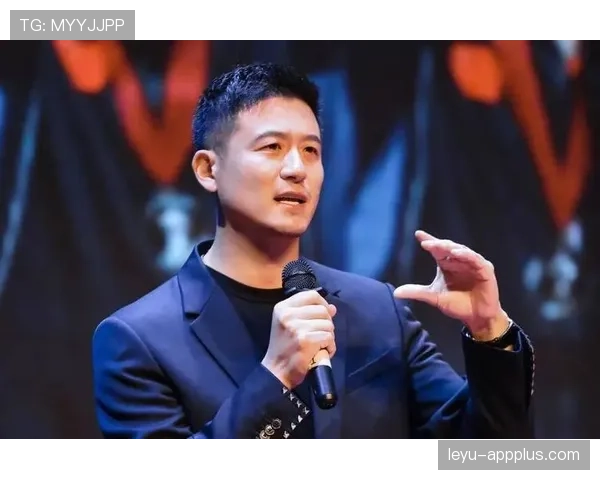 蔡赟退役后还在坚持每天五点起床练球？这自律也太狠了